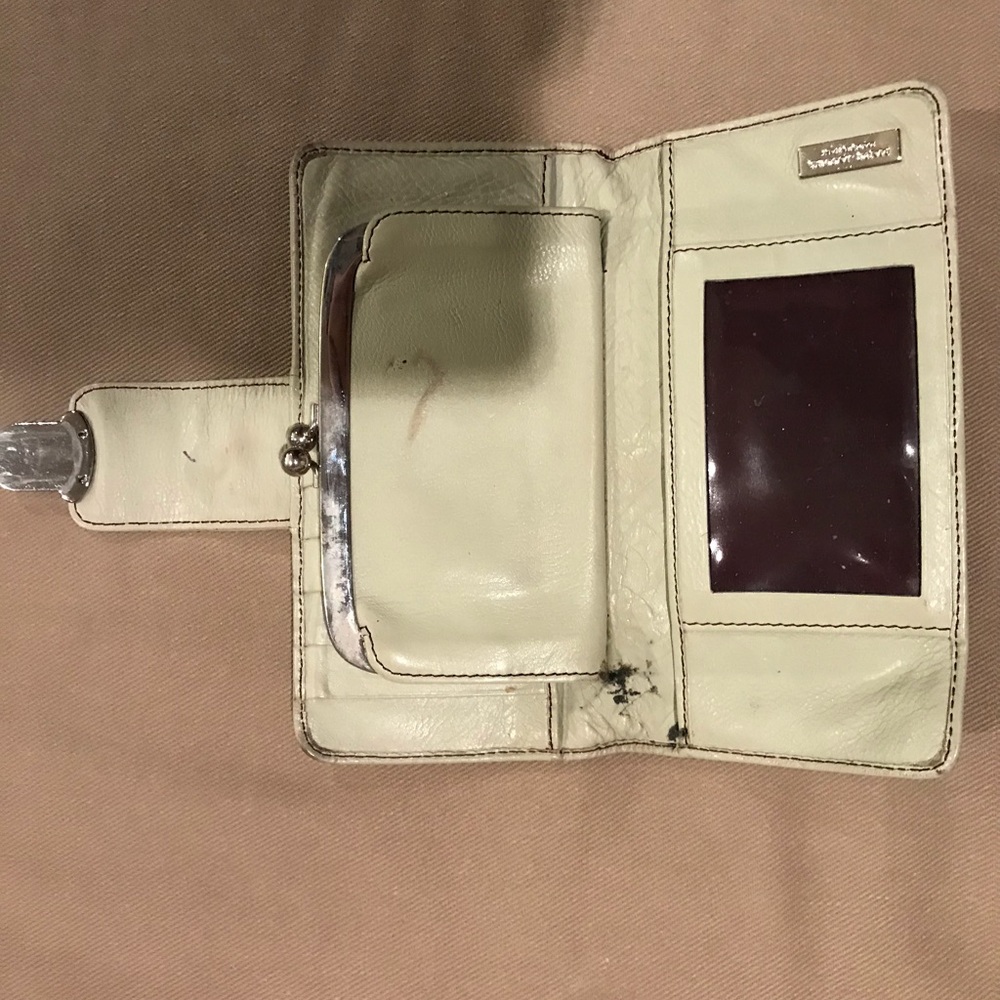 Marc Jacobs Wallet - Picture 2 of 5